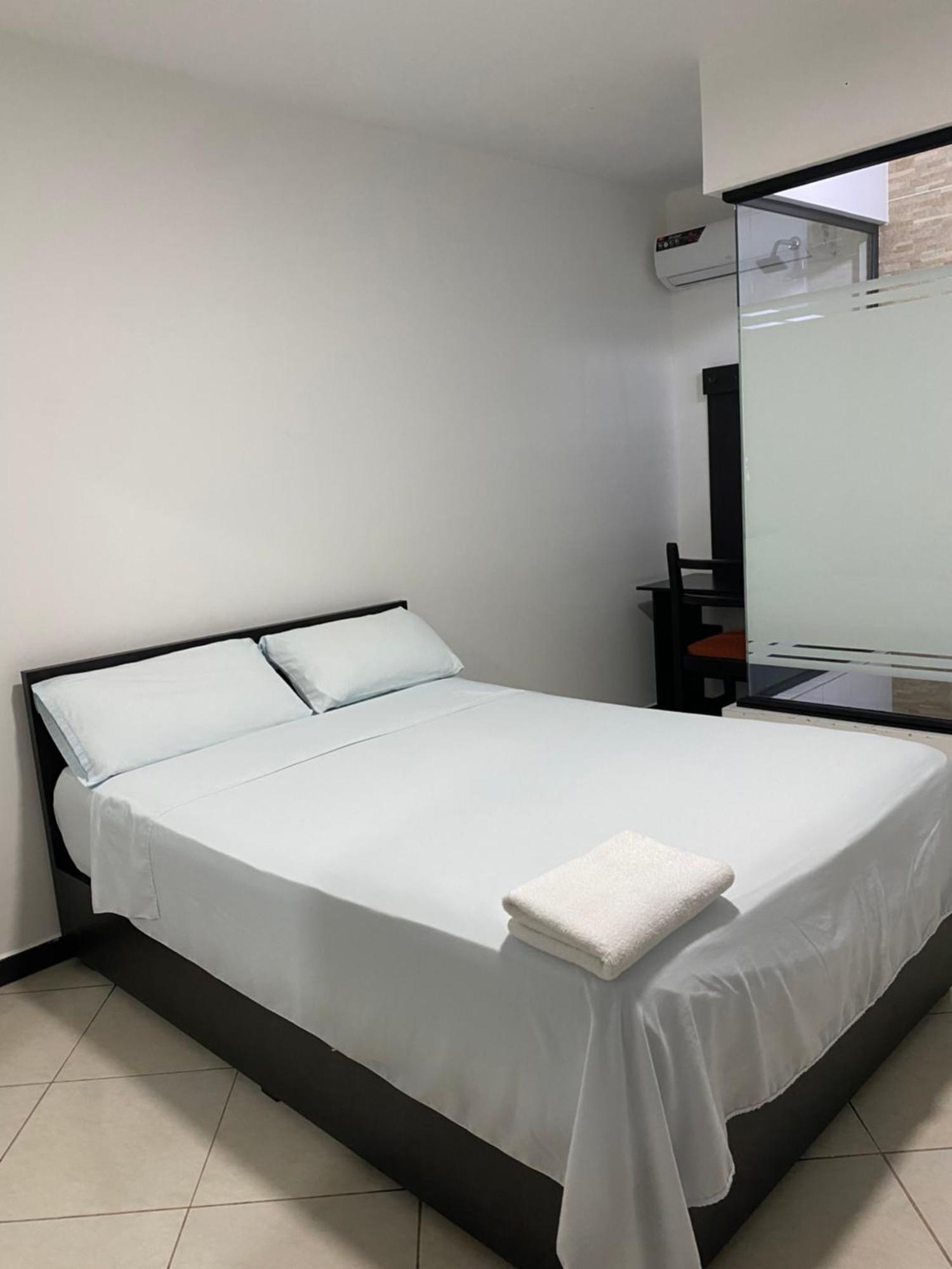 Bryss Hotel Santo Domingo de los Colorados Kültér fotó